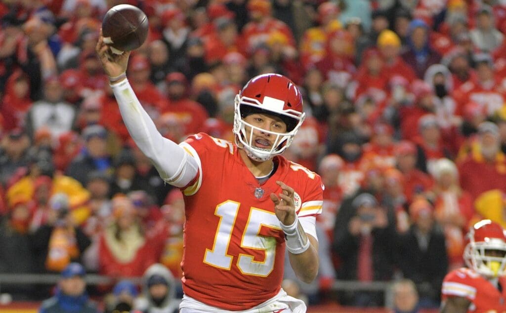 Dec 30, 2018; Kansas City, MO, USA; Kansas City Chiefs quarterback Patrick Mahomes (15) throws a pass during the second half against the Oakland Raiders at Arrowhead Stadium. The Chiefs won 35-3.
