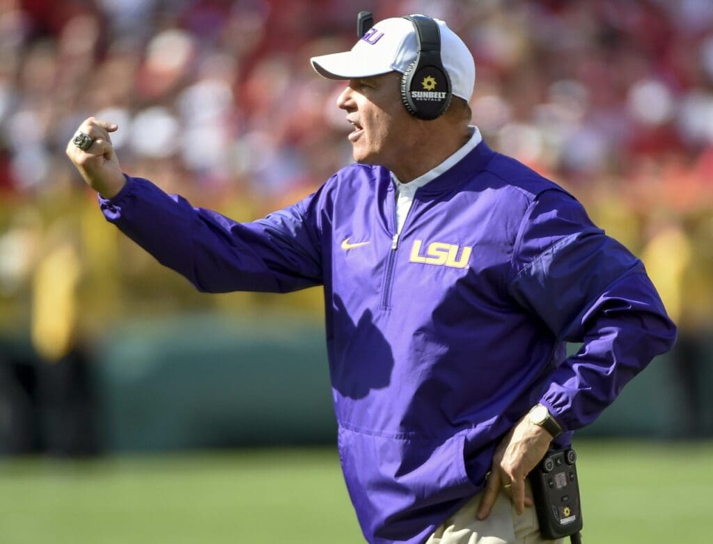 Sep 3, 2016; Green Bay, WI, USA; LSU Tigers head coach Les Miles calls a play in the 2nd quarter during game against the Wisconsin Badgers at Lambeau Field