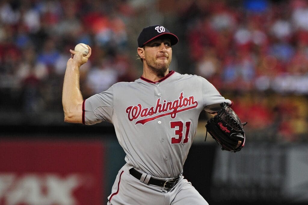 Sep 2, 2015; St. Louis, MO, USA; Washington Nationals starting pitcher Max Scherzer (31) throws to a St. Louis Cardinals batter during the first inning at Busch Stadium.