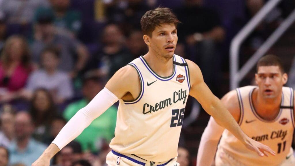 Mar 8, 2020; Phoenix, Arizona, USA; Milwaukee Bucks guard Kyle Korver (26) against the Phoenix Suns at Talking Stick Resort Arena.