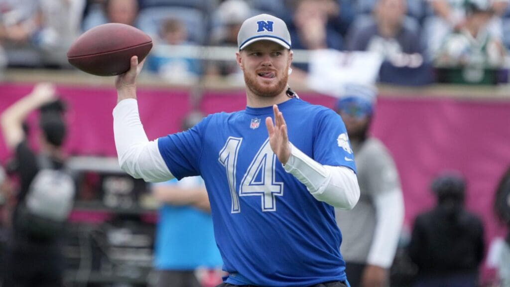 Feb 1, 2025; Orlando, FL, USA; Minnesota Vikings quarterback Sam Darnold (14) throws the ball during NFC Practice for the Pro Bowl Games at Camping World Stadium