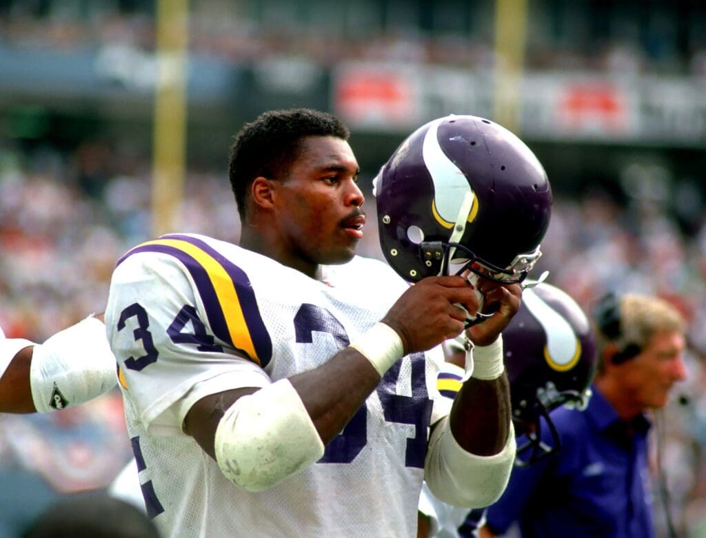 Sep 8, 1991; Atlanta, GA, USA: FILE PHOTO; Minnesota Vikings running Herschel Walker (34) in action against the Atlanta Falcons during the 1991 season