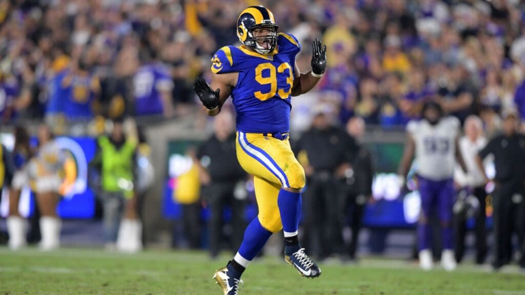 Sep 27, 2018; Los Angeles, CA, USA; Los Angeles Rams nose tackle Ndamukong Suh (93) celebrates after a sack in the fourth quarter against the Minnesota Vikingsat Los Angeles Memorial Coliseum. The Rams defeated the Vikings 38-31.