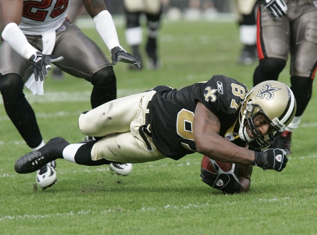 Dec. 4, 2005: Baton Rouge, LA, USA; New Orleans Saints receiver Joe Horn (87) works for more yards after making a catch during the first half against the Tampa Bay Bucanneers at Tiger Stadium in Baton Rouge, LA