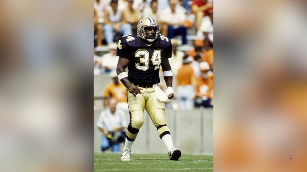 Sep 24, 1989; Tampa, FL, USA; FILE PHOTO; New Orleans Saints running back Craig Heyward (34) on the field against the Tampa Bay Buccaneers at Tampa Stadium during the 1989 season.