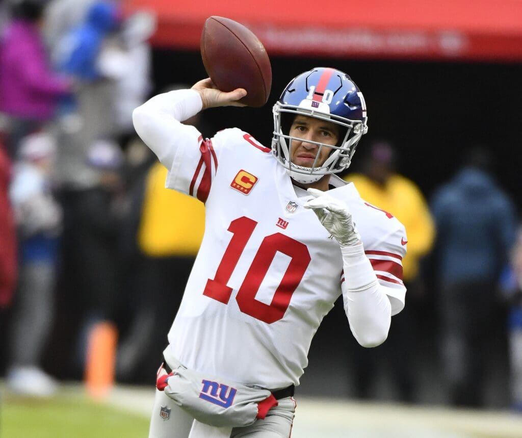 Dec 9, 2018; Landover, MD, USA; New York Giants quarterback Eli Manning (10) warms up before the game between the Washington Redskins and the New York Giants at FedEx Field.