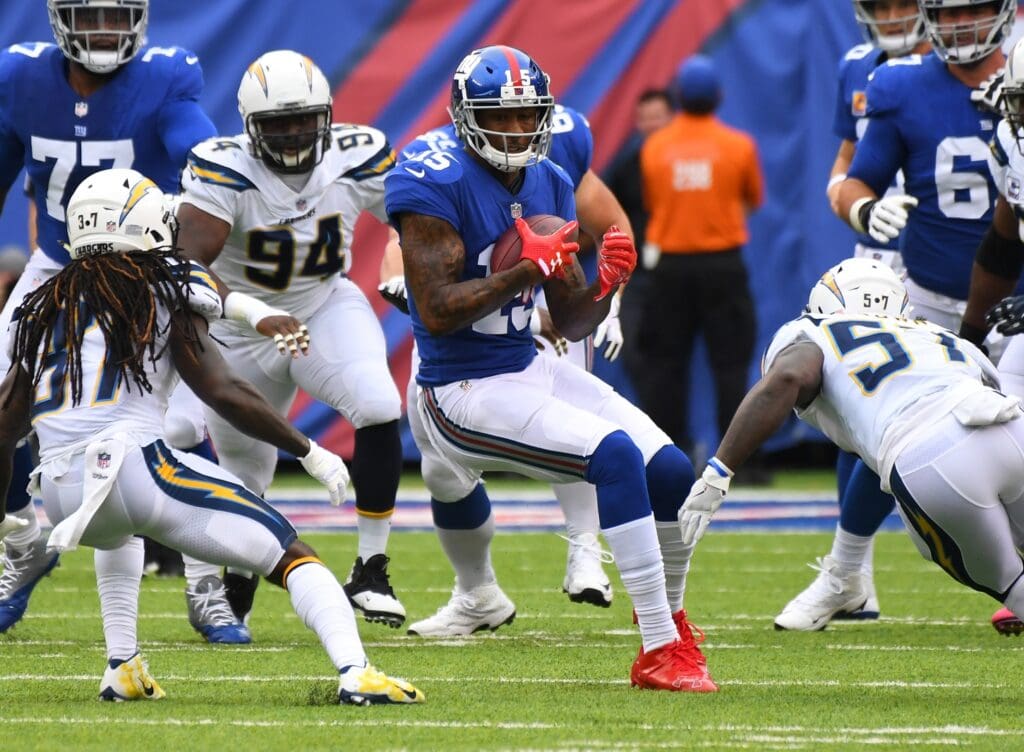 Oct 8, 2017; East Rutherford, NJ, USA; New York Giants wide receiver Brandon Marshall (15) reception in the 1st half against the Chargers at MetLife Stadium.