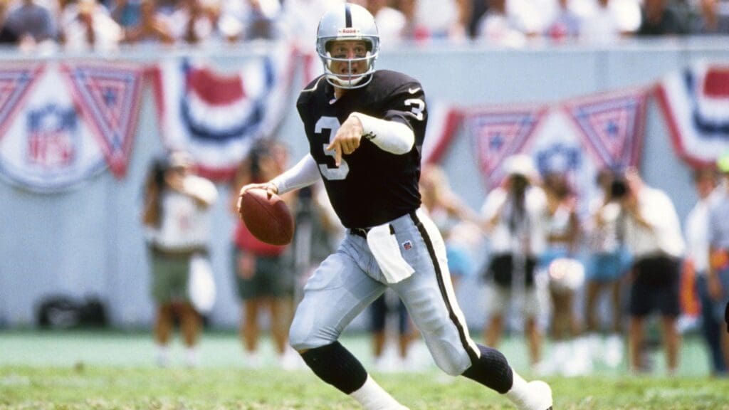 Aug 31, 1997; Oakland, CA, USA; Oakland Raiders quarterback Jeff George (3) in action against the Tennessee Oilers during a pre-season game at Oakland-Alameda County Coliseum. FILE PHOTO;