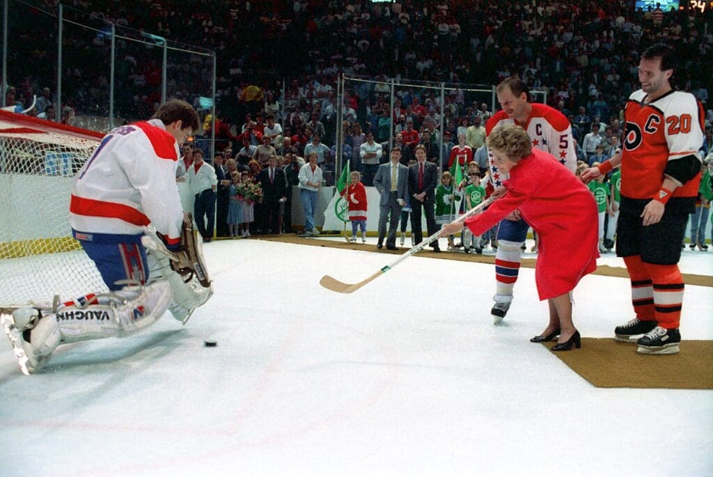 Langway with Nancy Reagan, Pete Peeters and Dave Poulin in 1988.