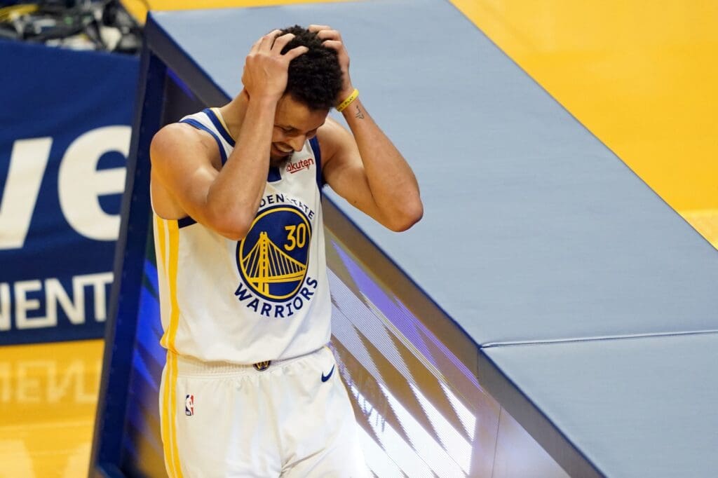Jan 10, 2021; San Francisco, California, USA; Golden State Warriors guard Stephen Curry (30) reacts after a missed shot during the fourth quarter against the Toronto Raptors at Chase Center.
