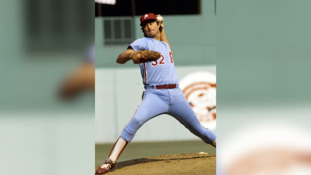 Sep 1977; Pittsburgh, PA, USA; FILE PHOTO; Philadelphia Phillies pitcher Steve Carlton (32) delivers a pitch at Riverfront Stadium during the 1977 season.