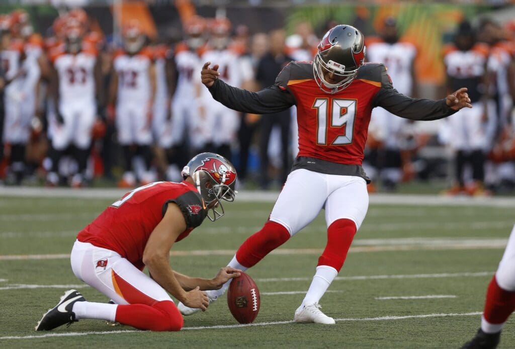 Aug 11, 2017; Cincinnati, OH, USA; Tampa Bay Buccaneers kicker Roberto Aguayo (19) kicks a field goal against the Cincinnati Bengals during the first quarter at Paul Brown Stadium.