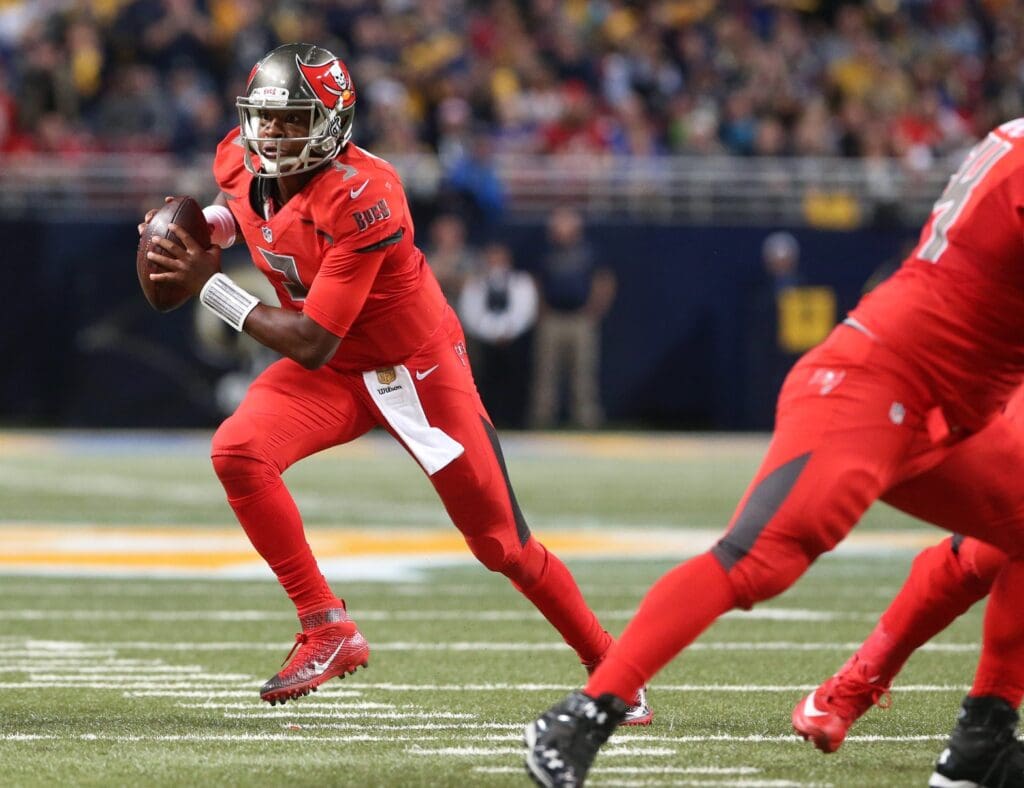 Dec 17, 2015 St. Louis, MO, USA; Tampa Bay Buccaneers quarterback Jameis Winston (3) against the St. Louis Rams at the Edward Jones Dome. The Rams won 31-23.