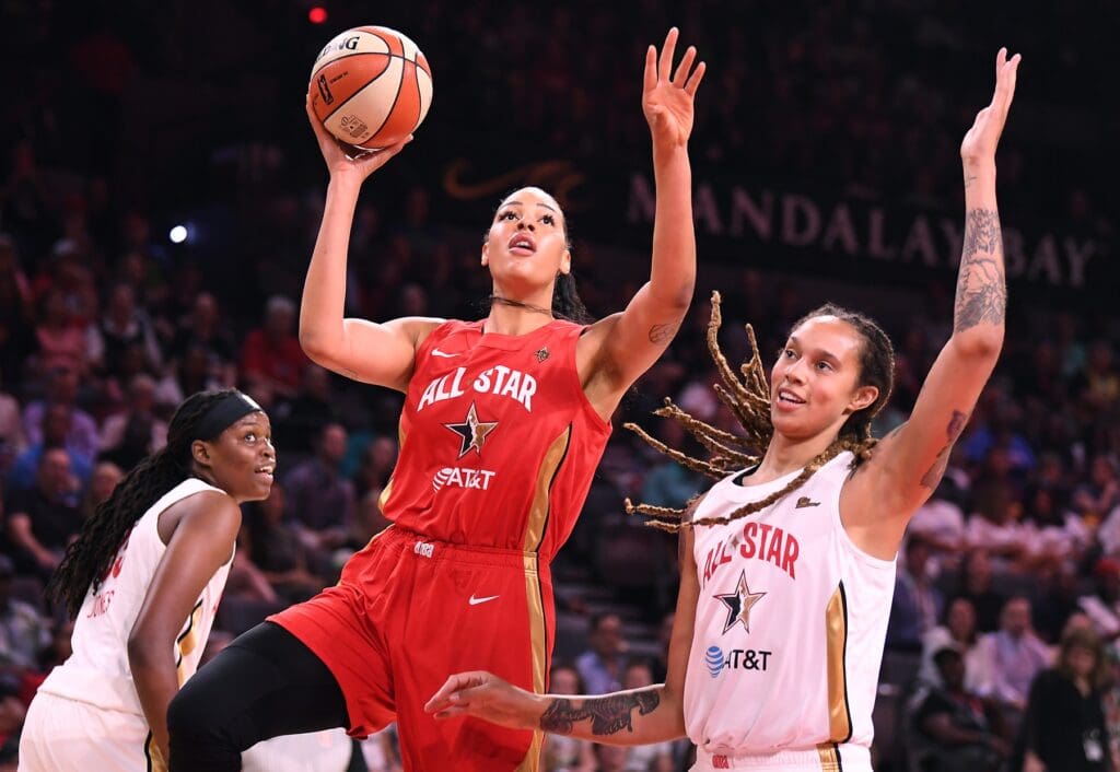 Jul 27, 2019; Las Vegas, NV, USA; Team Wilson forward Liz Cambage (8) shoots inside the defense of Team Delle Donne forward Brittney Griner (42) during the first half of the WNBA All Star Game at Mandalay Bay Events Center.