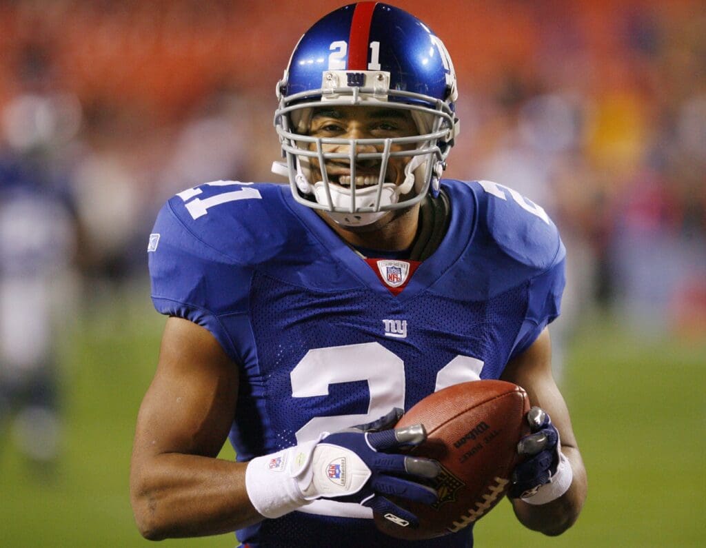 Dec. 30, 2006; Landover, MD, USA; New York Giants running back (21) Tiki Barber before the Giants 34-28 victory over the Washington Redskins at FedEx Field.