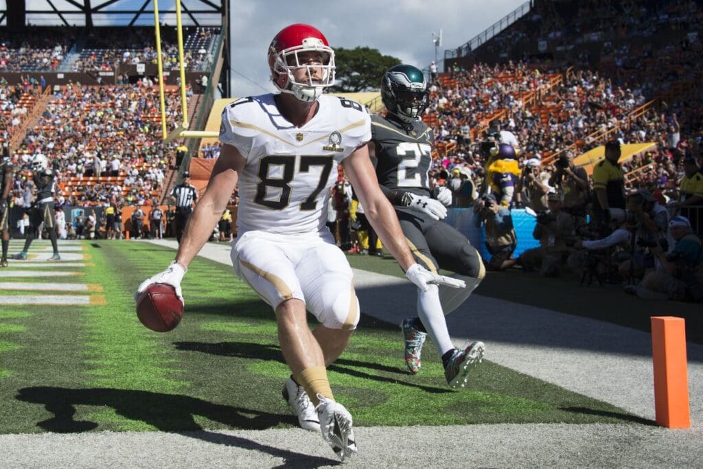 January 31, 2016; Honolulu, HI, USA; Team Rice tight end Travis Kelce of the Kansas City Chiefs (87) catches a touchdown against Team Irvin free safety Malcolm Jenkins of the Philadelphia Eagles (27) during the first quarter of the 2016 Pro Bowl game at Aloha Stadium.