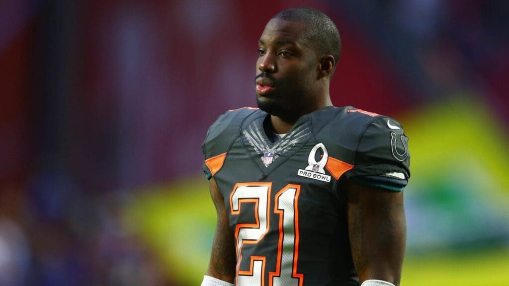 Jan 25, 2015; Phoenix, AZ, USA; Indianapolis Colts cornerback Vontae Davis (21) during the 2015 Pro Bowl at University of Phoenix Stadium.