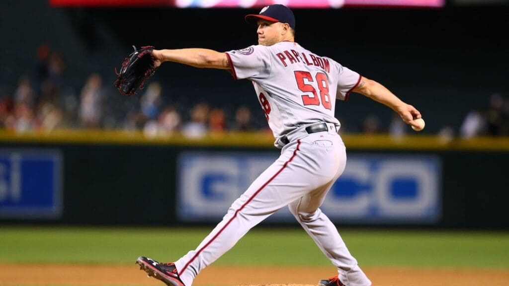 Aug 1, 2016; Phoenix, AZ, USA; Washington Nationals pitcher Jonathan Papelbon against the Arizona Diamondbacks at Chase Field.
