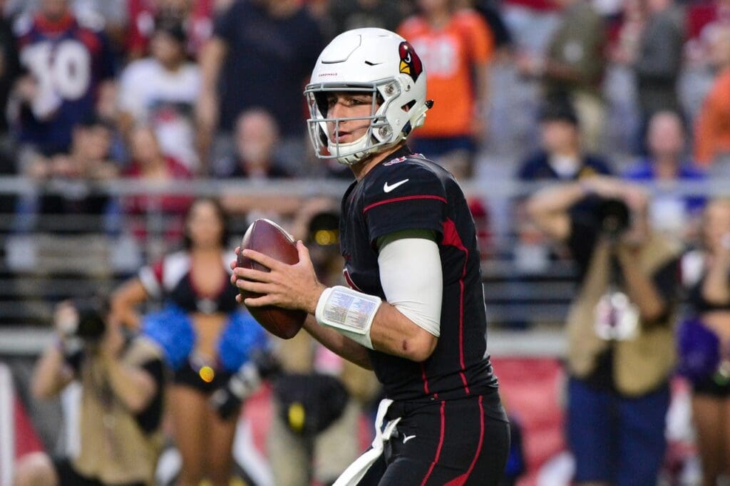 Oct 18, 2018; Glendale, AZ, USA; Arizona Cardinals quarterback Josh Rosen (3) looks to pass during the first half against the Denver Broncos at State Farm Stadium.