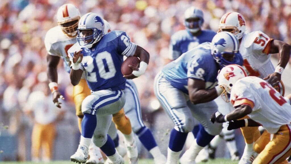 Oct 25, 1992; Tampa, FL, USA; FILE PHOTO; Detroit Lions running back Barry Sanders (20) in action against the Tampa Bay Buccaneers at Tampa Stadium.