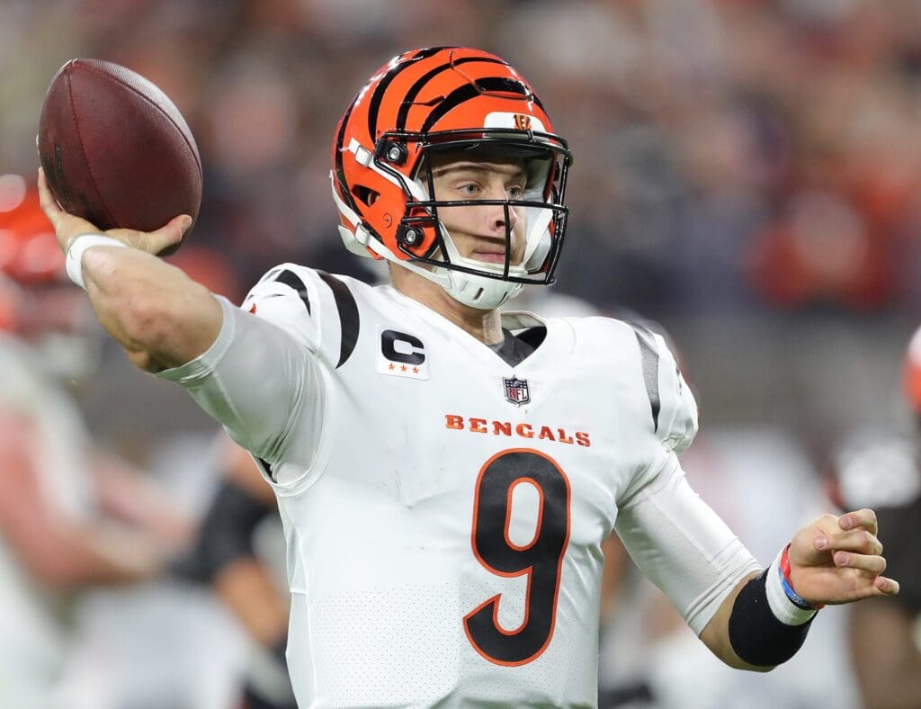 Bengals quarterback Joe Burrow throws a second-half pass against the Browns, Monday, Oct. 31, 2022, in Cleveland. Brownsbengalsmnf 20