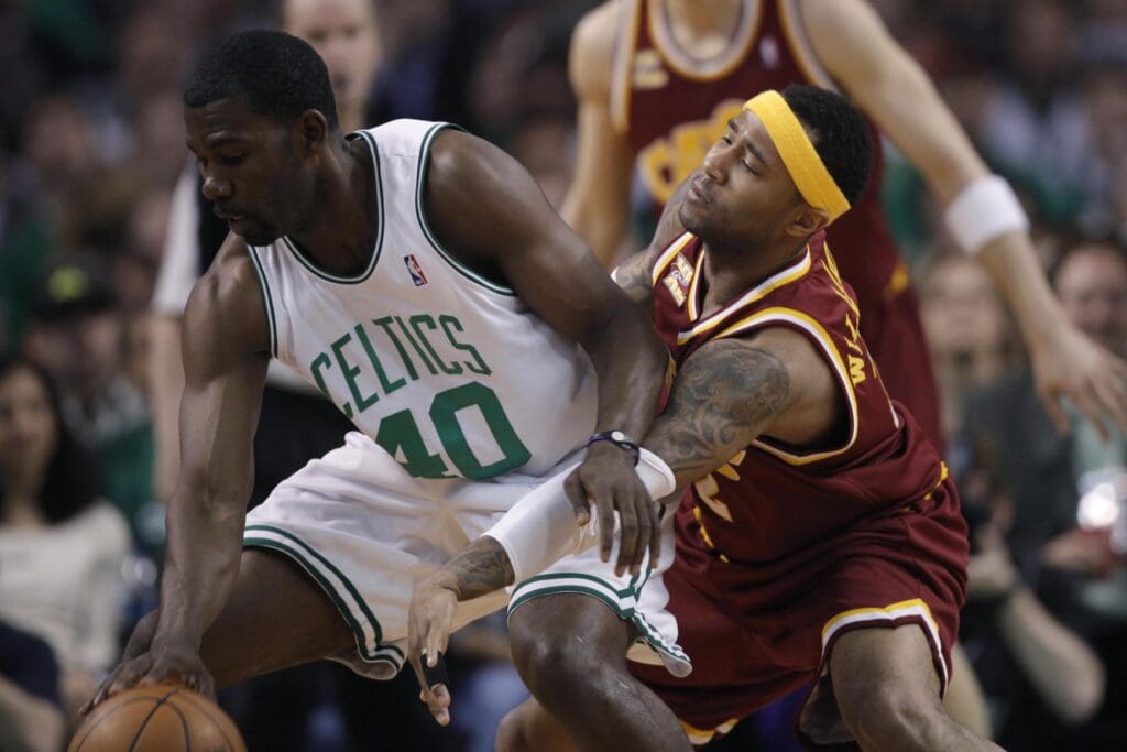 May 9, 2010; Boston, MA, USA; Boston Celtics guard Michael Finley (40) is defended by Cleveland Cavaliers guard Mo Williams (2) during the first half in game four of the eastern conference semifinals in the 2010 NBA playoffs at the TD Garden. 