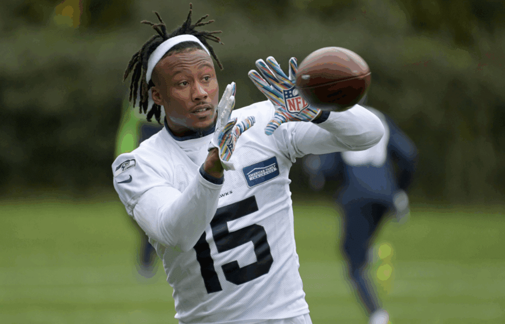 Oct 11, 2018, Watford, United Kingdom; Seattle Seahawks wide receiver Brandon Marshall (15) catches the ball during practice at The Grove.