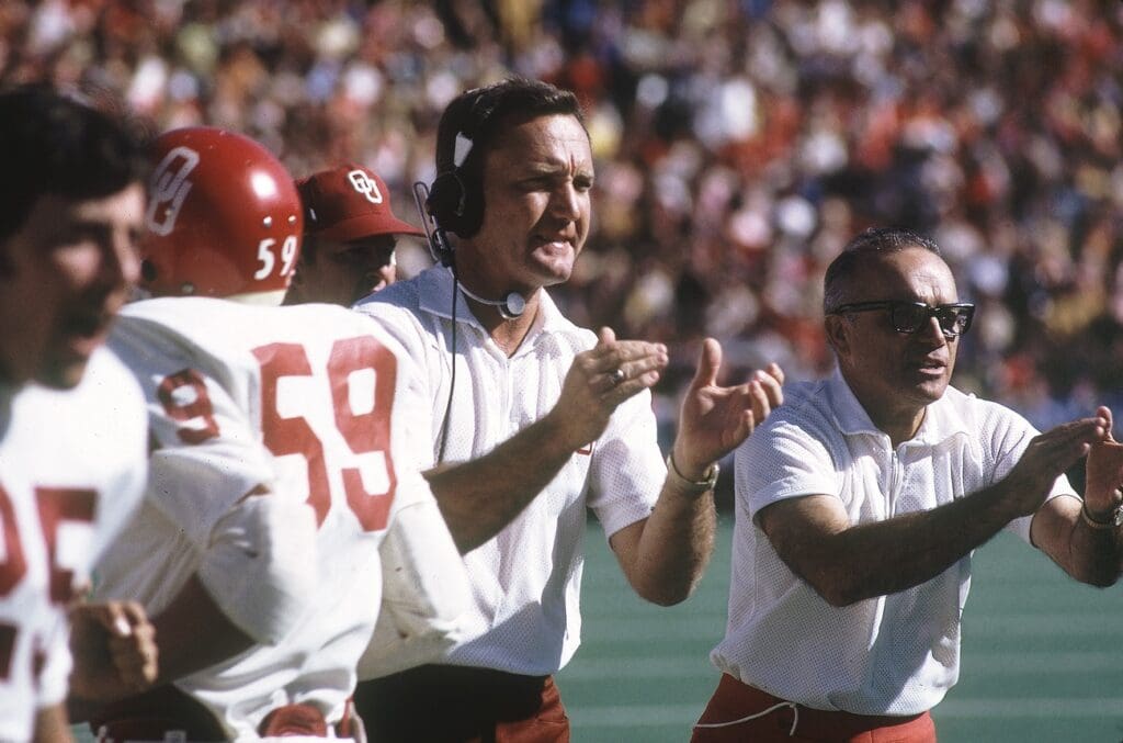 Oct, 1971; USA; FILE PHOTO; Oklahoma Sooners head coach Chuck Fairbanks (center) on the sidelines.