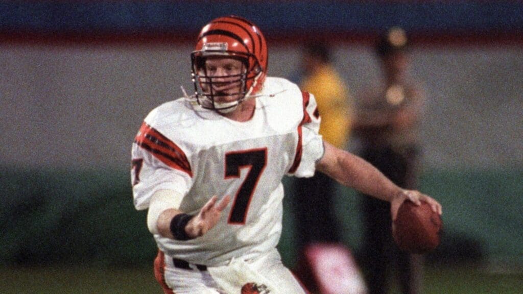 Jan 22, 1989; Miami, FL, USA; Cincinnati Bengals quarterback Boomer Esiason (7) scrambles against the San Francisco 49ers for Super Bowl XXIII at Joe Robbie Stadium. The 49ers won the game 20-16.