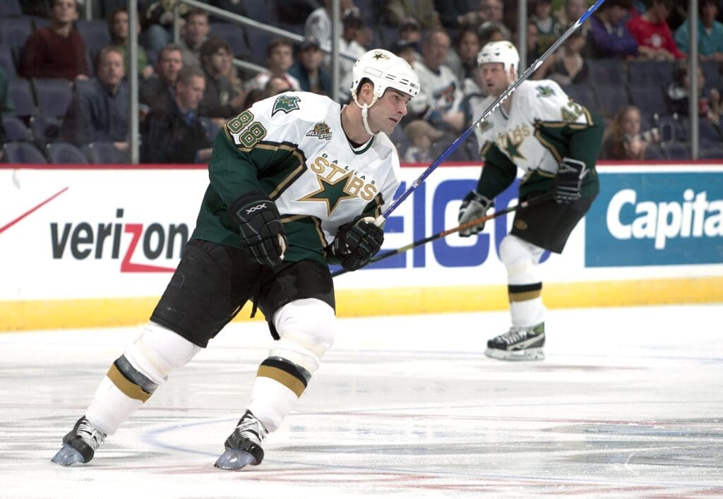 Nov 30, 2006; Washington, DC, USA; Dallas Stars right wing Eric Lindros (88) on the ice against the Washington Capitals at Verizon Center. 