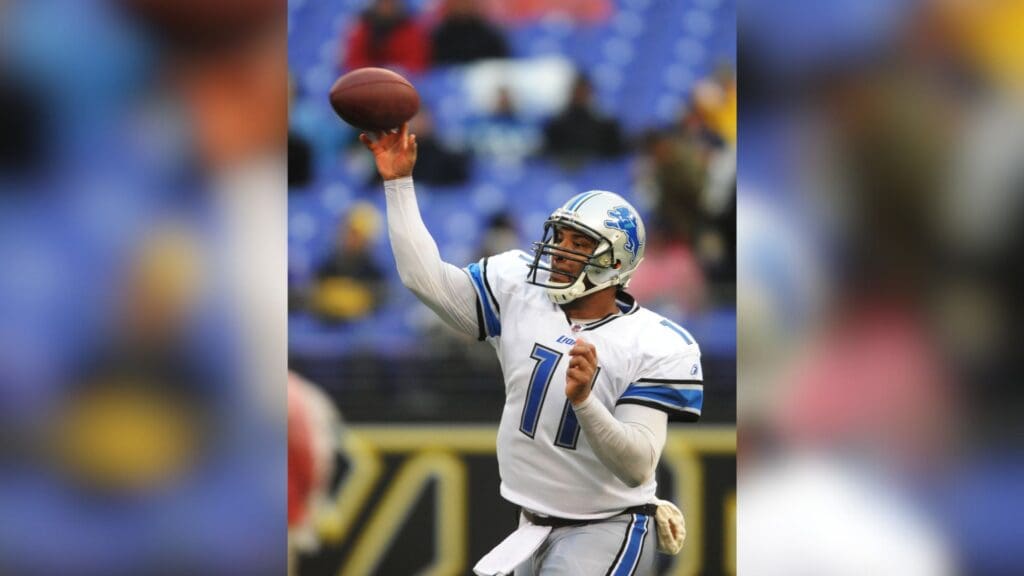 December 13, 2009; Baltimore, MD, USA; Detroit Lions quarterback Daunte Culpepper (11) passes in the fourth quarter against the Baltimore Ravens at M&T Bank Stadium. Baltimore defeated Detroit 48-3.