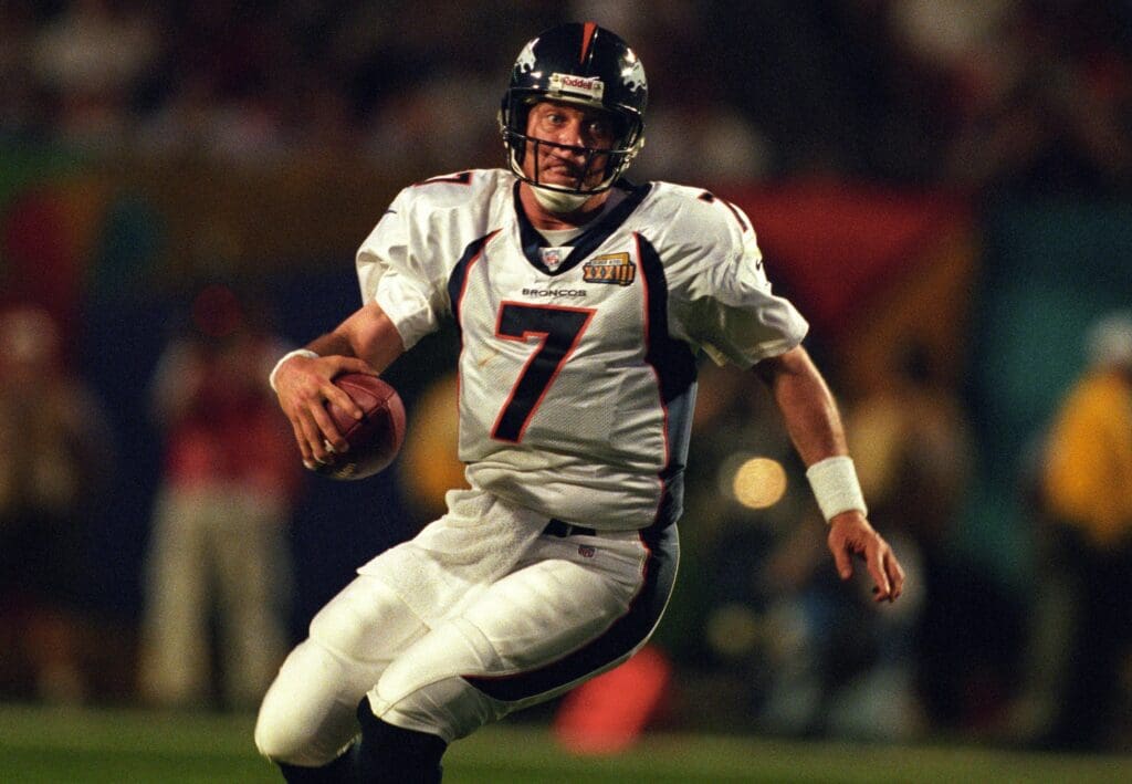Jan 31, 1999; Miami, FL, USA; FILE PHOTO; Denver Broncos quarterback John Elway (7) in action against the Atlanta Falcons during Super Bowl XXXIII at Dolphin Stadium. The Broncos defeated the Falcons 34-19.