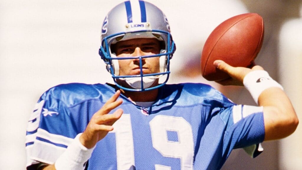 Sep 29, 1996; Tampa, FL, USA; Detroit Lions quarterback Scott Mitchell (19) warms up prior to a game against the Tampa Bay Buccaneers at Tampa Stadium.