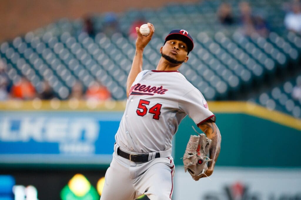 Sep 12, 2016; Detroit, MI, USA; Minnesota Twins starting pitcher Ervin Santana (54) pitches in the first inning against the Detroit Tigers at Comerica Park.