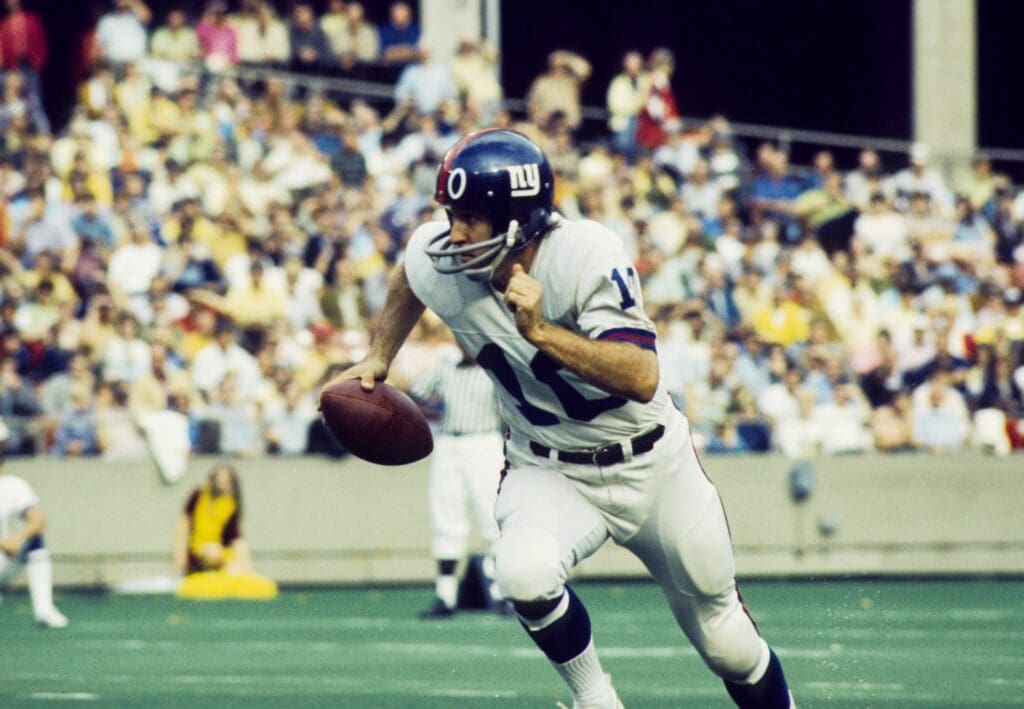 Oct 3, 1971; St. Louis, MO, USA; FILE PHOTO; New York Giants quarterback Fran Tarkenton (10) in action against the St. Louis Cardinals at Busch Stadium.