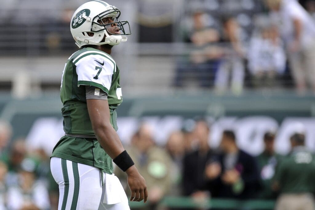Oct 13, 2013; East Rutherford, NJ, USA; New York Jets quarterback Geno Smith (7) warms up before the first half prior to facing the Pittsburgh Steelers at MetLife Stadium.