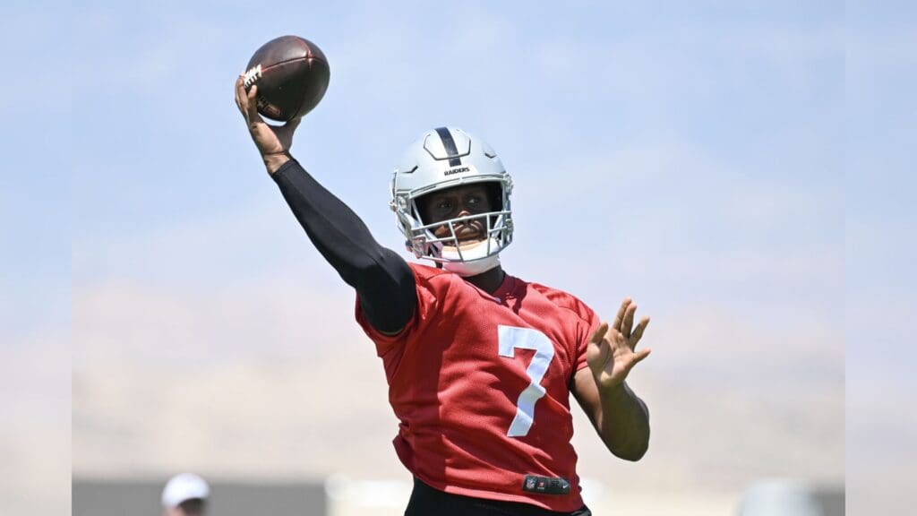 Jun 11, 2025; Henderson, NV, USA; Las Vegas Raiders quarterback Geno Smith (7) throws the ball during Las Vegas Raiders Minicamp at Intermountain Health Performance Center.