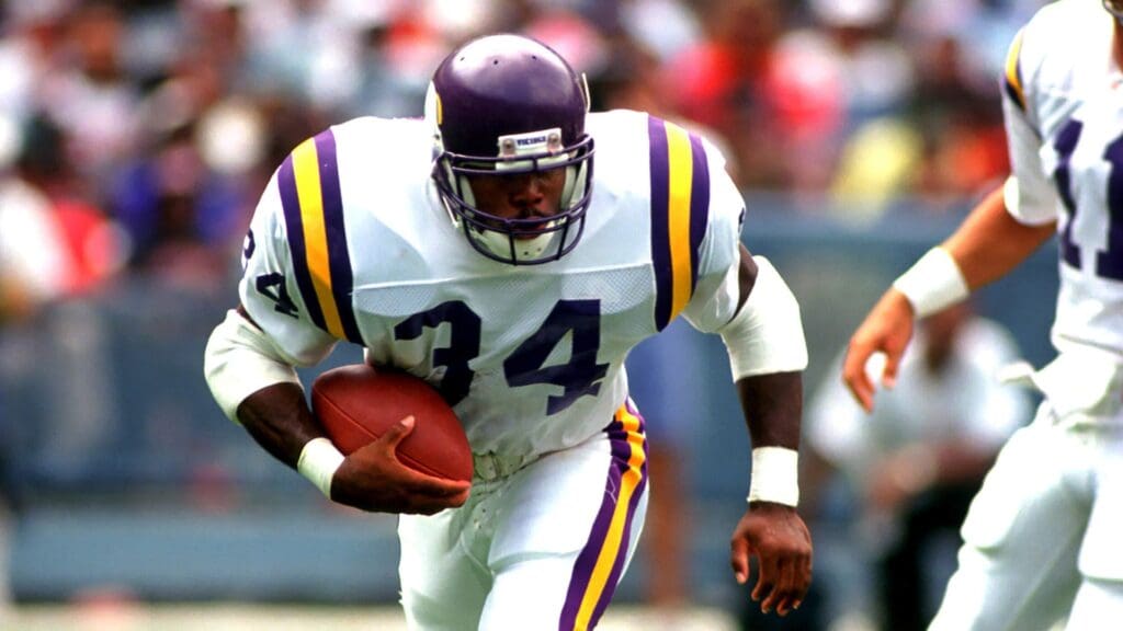 Sep 8, 1991; Atlanta, GA, USA: FILE PHOTO; Minnesota Vikings running Herschel Walker (34) in action against the Atlanta Falcons during the 1991 season