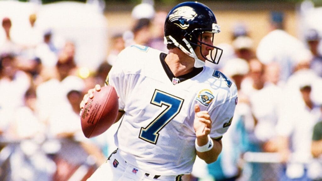 Jul 29, 1995; Canton, OH, USA; FILE PHOTO; Jacksonville Jaguars quarterback Steve Beuerlein (7) in action against the Carolina Panthers during the 1995 Hall of Fame Game at Fawcett Stadium. 