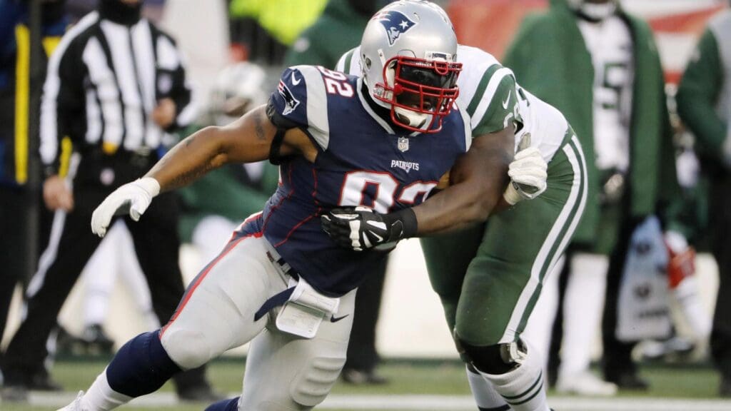 Dec 31, 2017; Foxborough, MA, USA; New England Patriots outside linebacker James Harrison (92) gets around the block of New York Jets offensive tackle Kelvin Beachum (68) during the second half of New England's 26-6 win at Gillette Stadium.