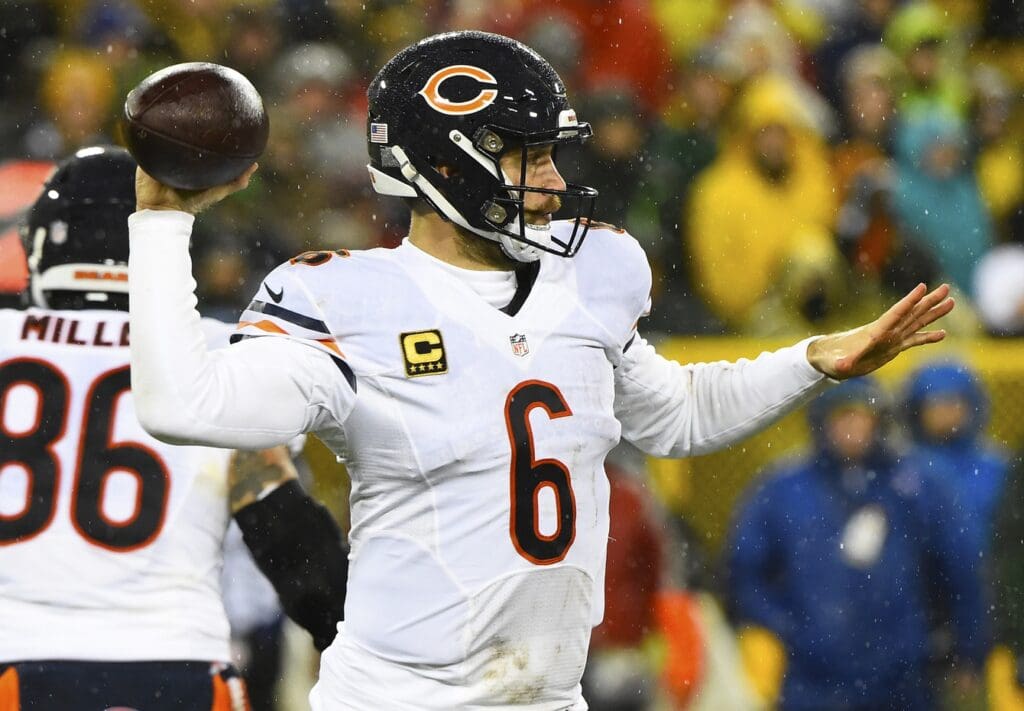 Nov 26, 2015; Green Bay, WI, USA; Chicago Bears quarterback Jay Cutler (6) drops back to pass against the Green Bay Packers during the second half for a NFL game on Thanksgiving at Lambeau Field.