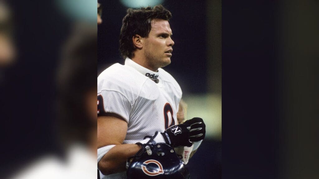 Jan 26, 1986; New Orleans, LA, USA; FILE PHOTO; Chicago Bears quarterback Jim McMahon (9) on the sideline against the New England Patriots during Super Bowl XX at the Superdome. The Bears defeated the Patriots 46-10.