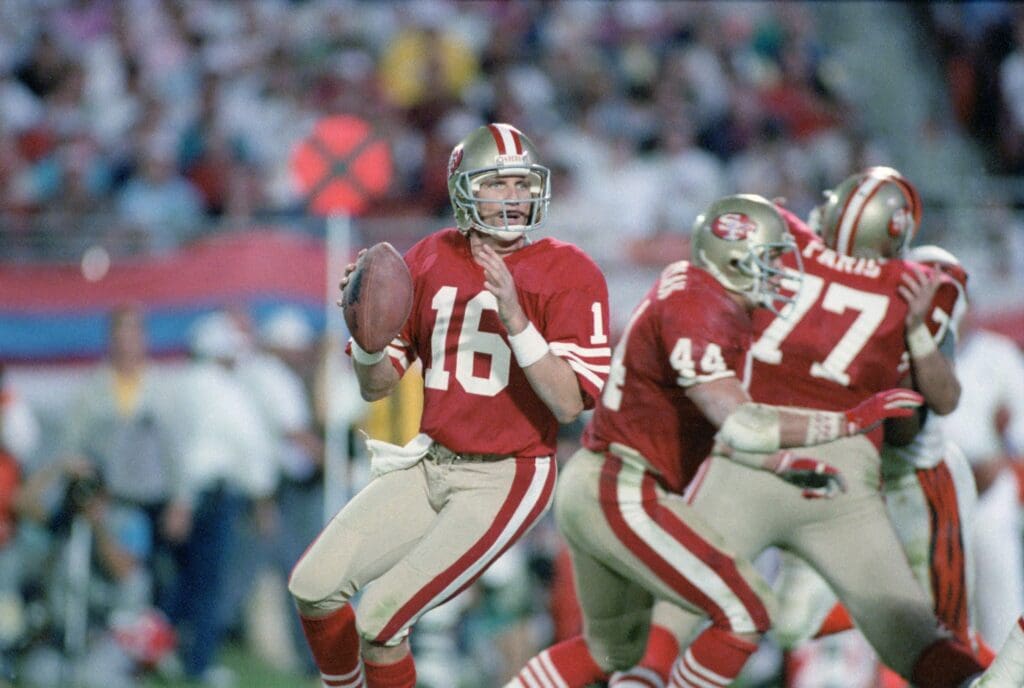 Jan 22, 1989; Miami, FL, USA; FILE PHOTO; Joe Montana of the San Francisco 49ers in action against the Cincinnati Bengals during Super Bowl XXIII at Joe Robbie Stadium. The 49ers won the game 20-16.