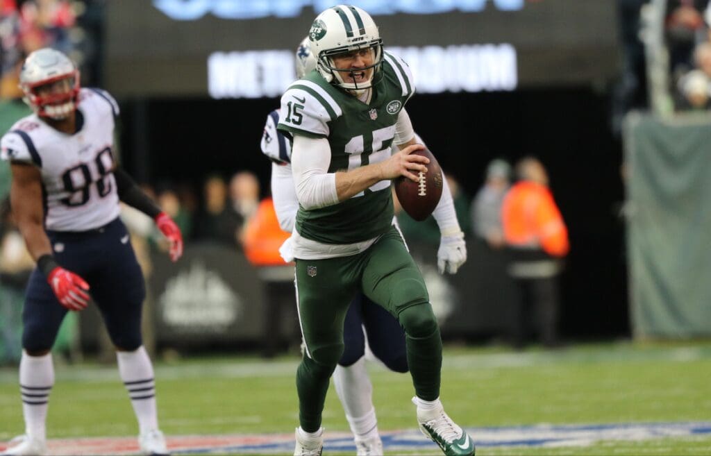 Josh McCown runs with the ball during the second half. Sunday, November 25, 2018 Jets V Patriots