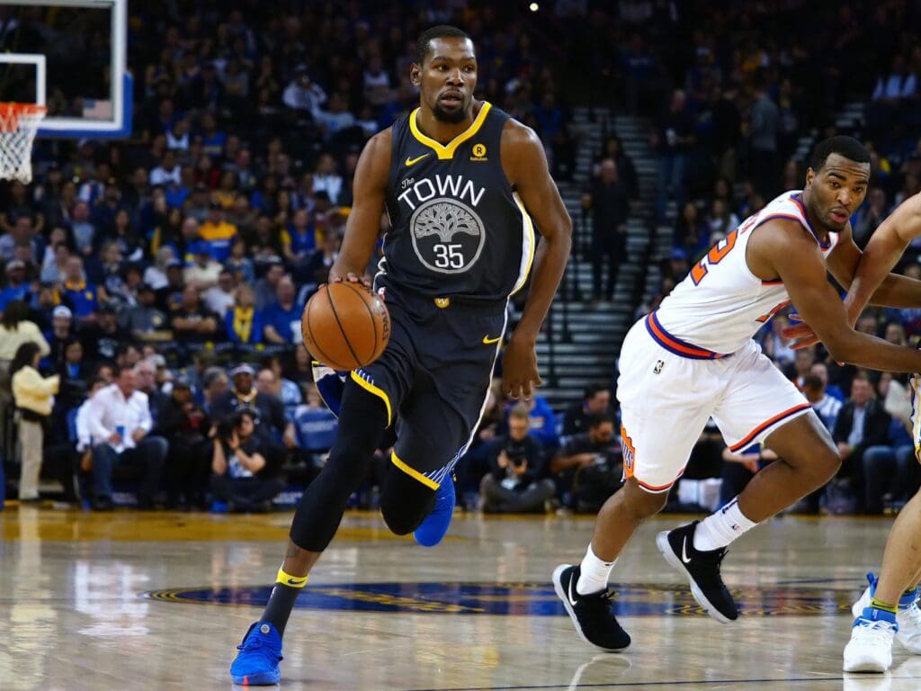 Feb 12, 2018; Oakland, CA, USA; Golden State Warriors forward Kevin Durant (35) controls the ball against the Phoenix Suns during the first quarter at Oracle Arena. 
