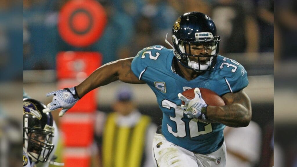 Oct. 24, 2011; Jacksonville FL, USA; Jacksonville Jaguars running back Maurice Jones-Drew 932) runs upfield against the Baltimore Ravens during the first half at EverBank Field. The Jaguars defeated the Ravens 12-7.