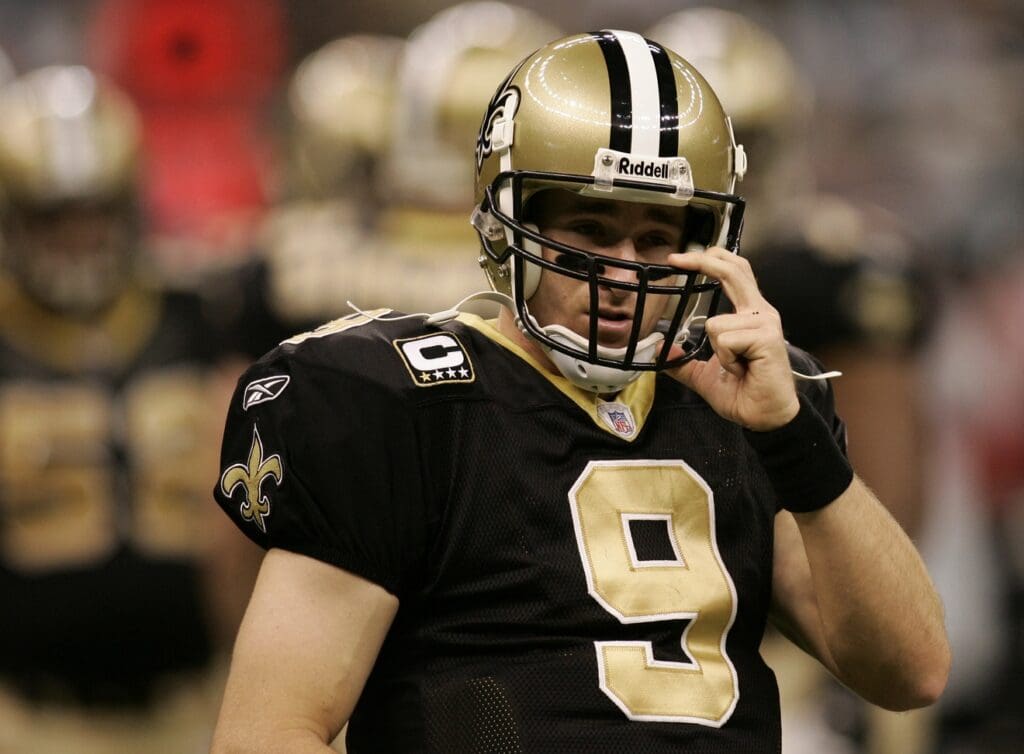 Oct 21, 2007; New Orleans, LA, USA; New Orleans Saints quarterback Drew Brees (9) looks to the sidelines for the play during the first quarter against the Atlanta Falcons at the Louisiana Superdome. The Saints beat the Falcons 22-16.