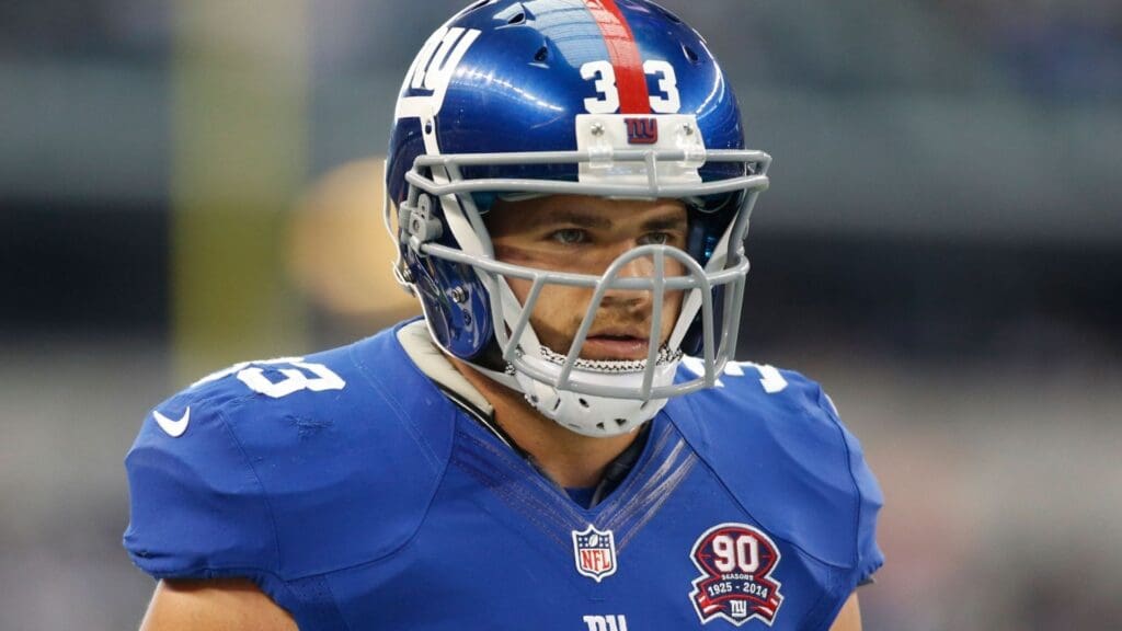 Oct 19, 2014; Arlington, TX, USA; New York Giants running back Peyton Hillis (33) on the field before the game against the Dallas Cowboys at AT&T Stadium. Dallas beat New York 31-21