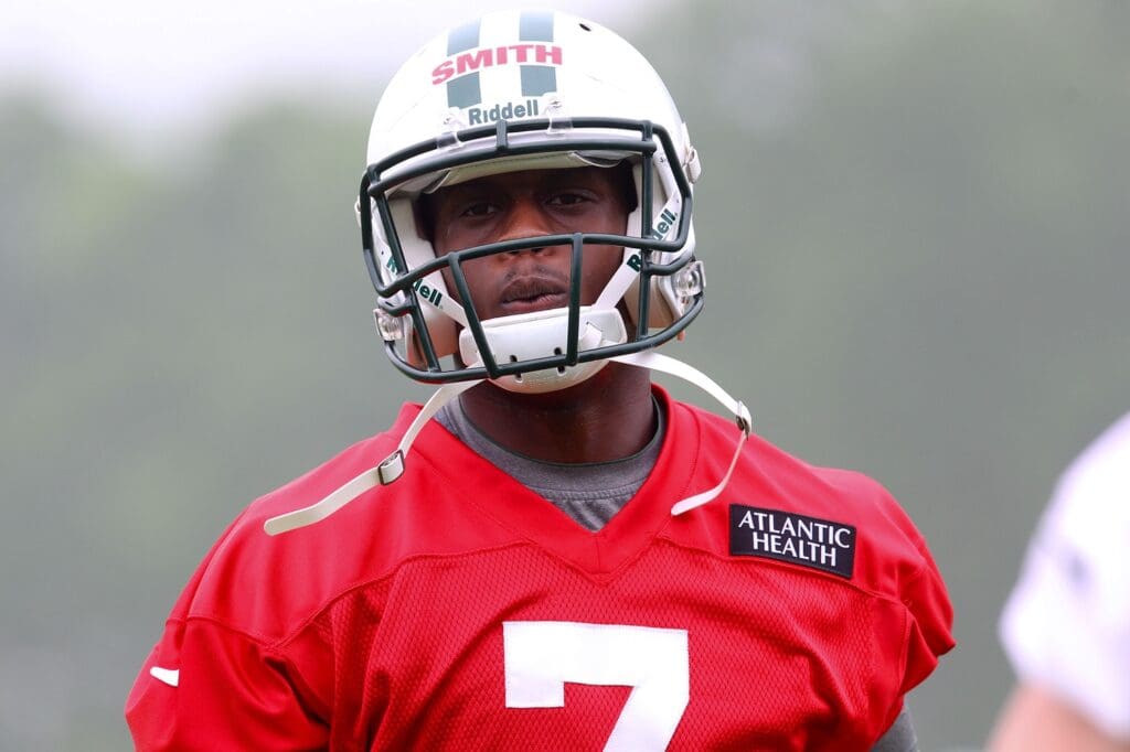May 22, 2013; Florham Park, NJ, USA; New York Jets quarterback Geno Smith (7) during the New York Jets organized team activities at the Atlantic Health Jets Training Center.