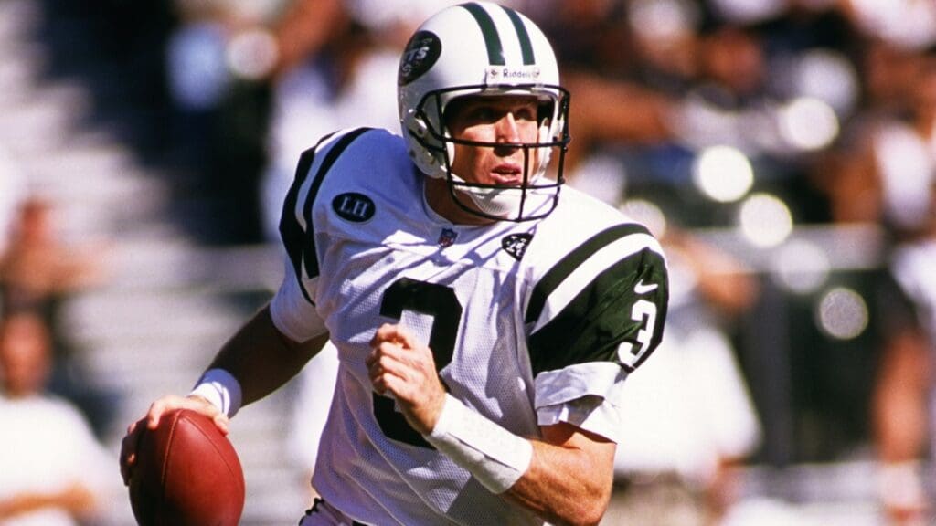 Oct 24, 1999; Oakland, CA, USA; FILE PHOTO; New York Jets quarterback Rick Mirer (3) in action against the Oakland Raiders at Oakland-Alameda County Coliseum. 